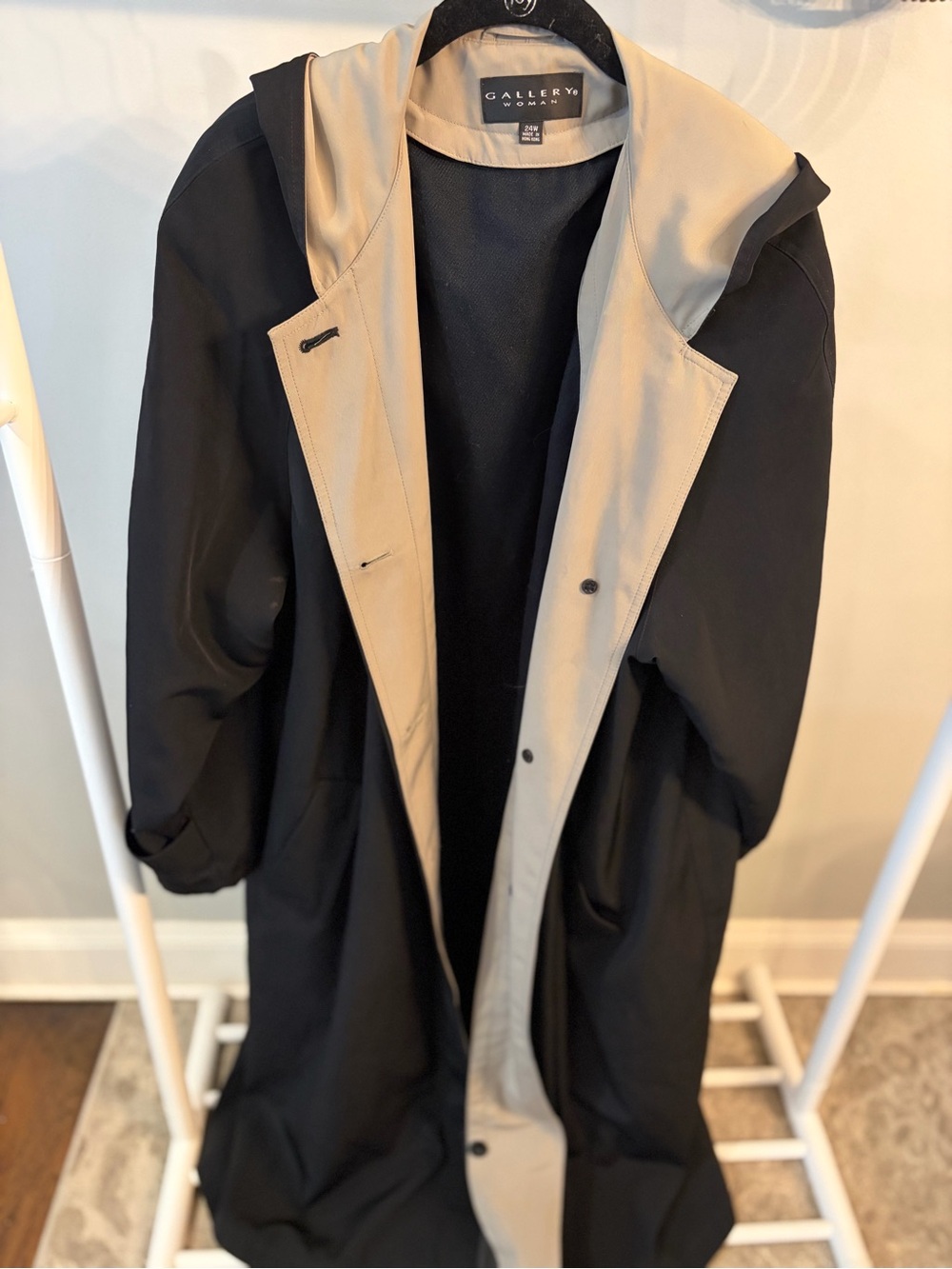 Gallery Two-Tone Black Trench Coat with Beige Hood Lining size 24w